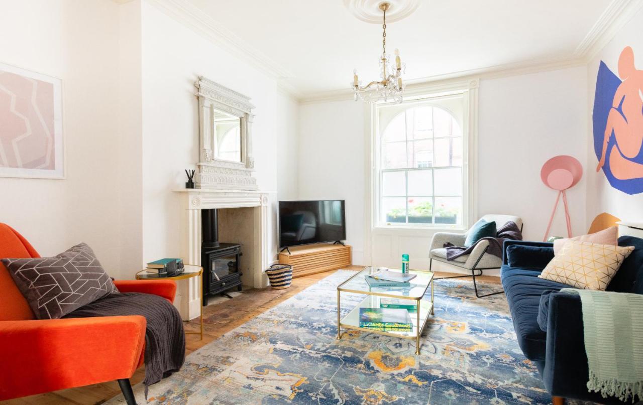 The Euston Square Escape - Modern And Central 4Bdr Home Londýn Exteriér fotografie
